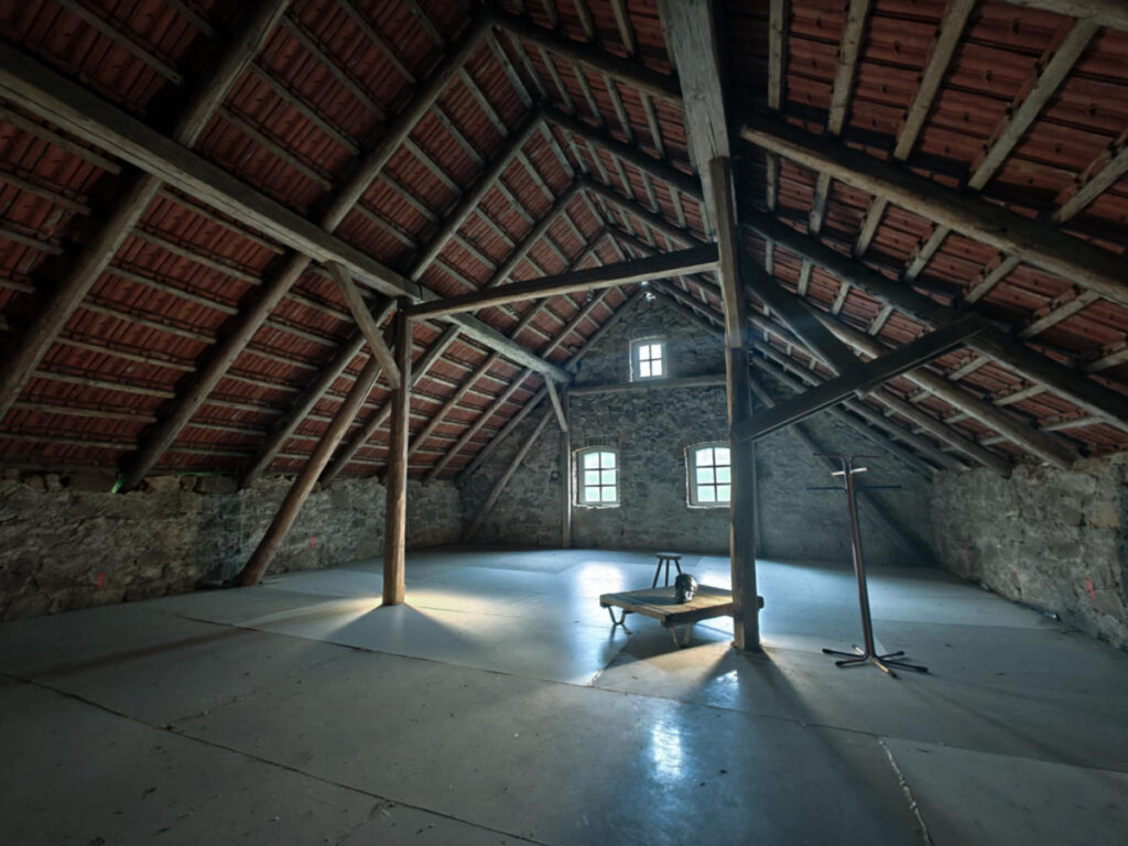 Studio 6